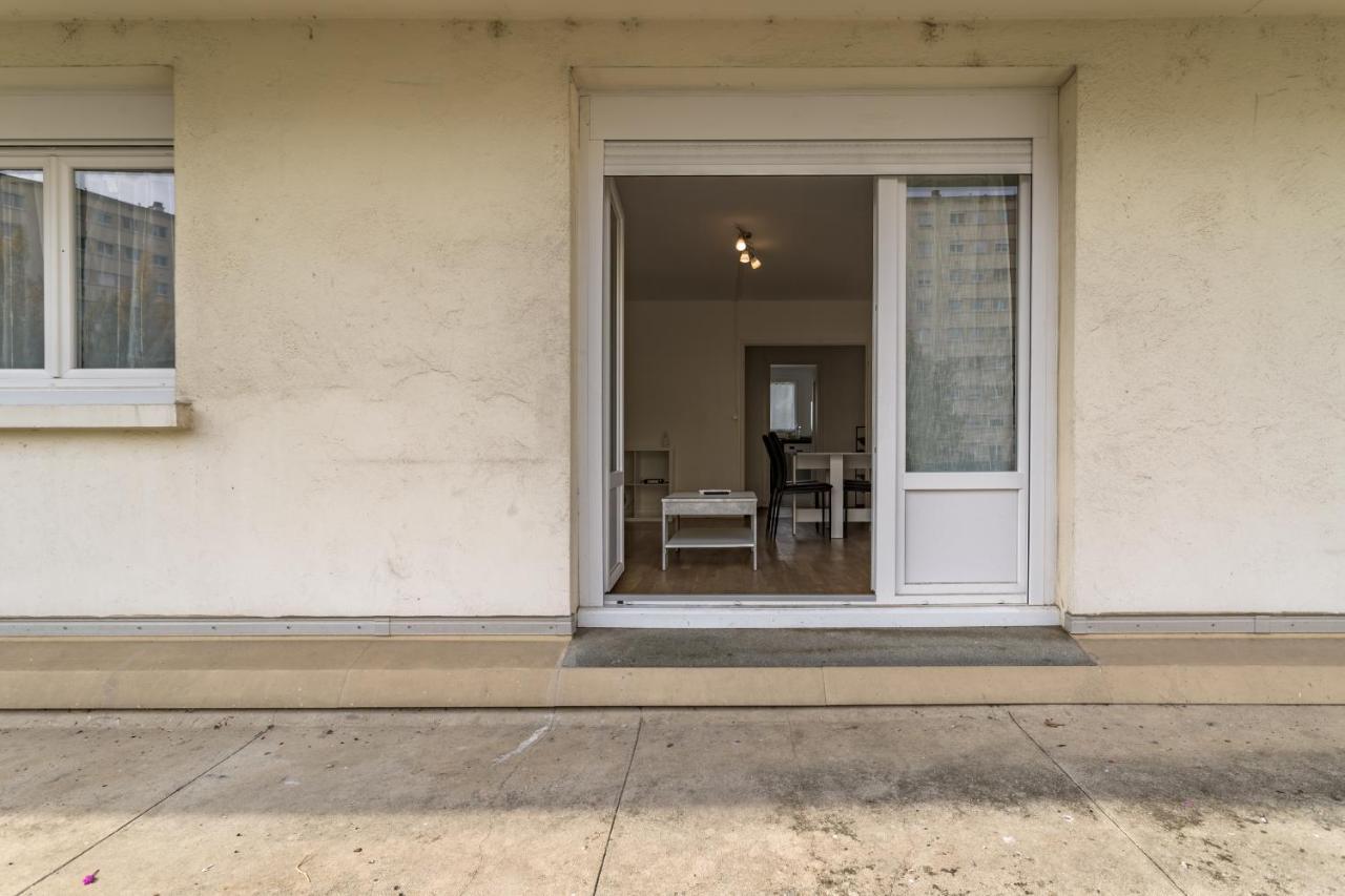 Spacieux Appartement - 6 Personnes - Parking Gratuit Saint-André-les-Vergers Esterno foto